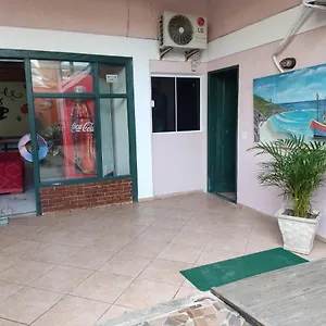  Casa de hóspedes Suites Malibu